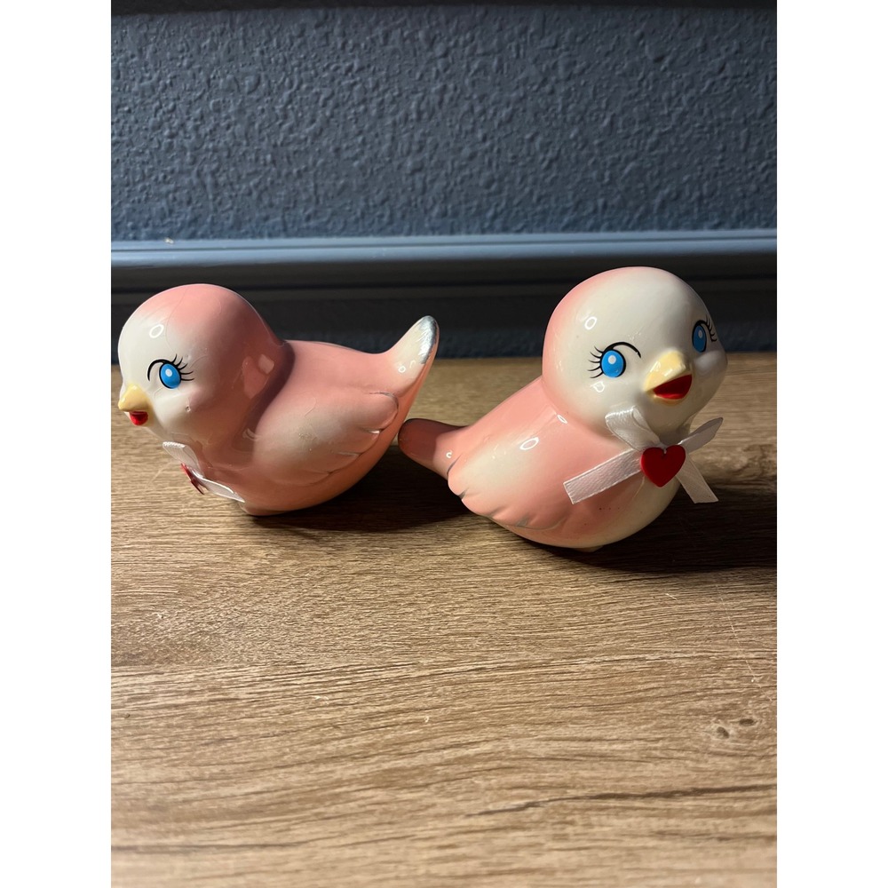 Vintage Pink Ceramic Love Bird Figurines Set of 2 Valentine Bow Kitsch Decor